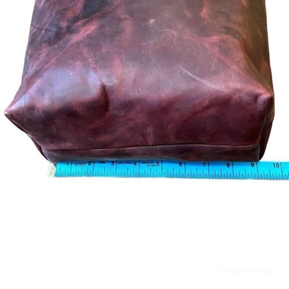 Full Grain Leather Tote in Wine - Picture 11 of 11